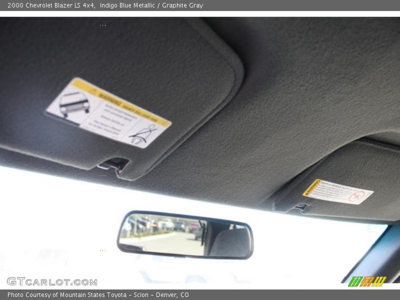 Indigo Blue Metallic / Graphite Gray 2000 Chevrolet Blazer LS 4x4