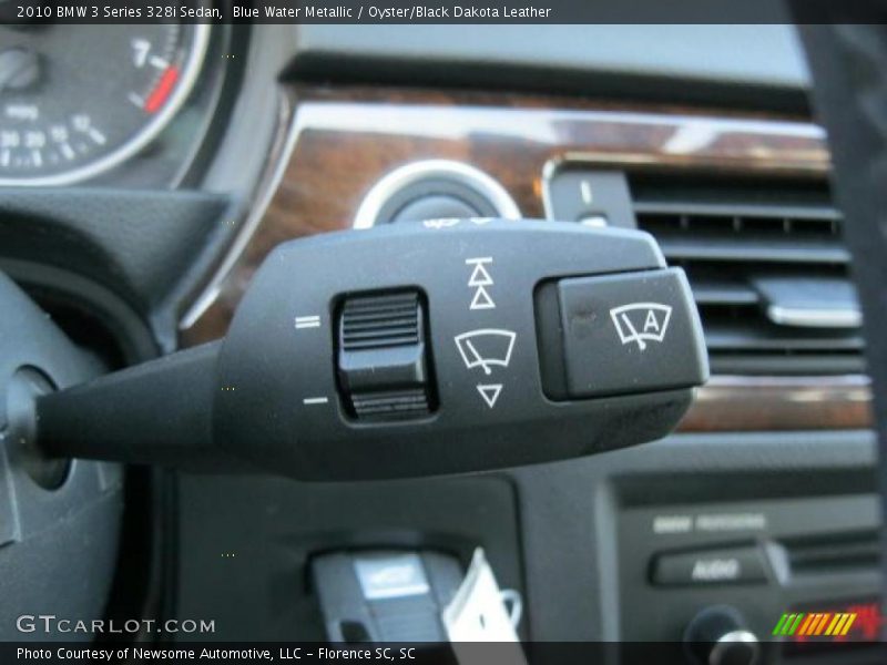 Controls of 2010 3 Series 328i Sedan