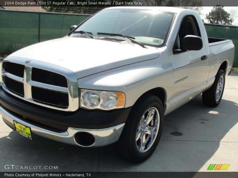 Bright Silver Metallic / Dark Slate Gray 2004 Dodge Ram 1500 ST Regular Cab