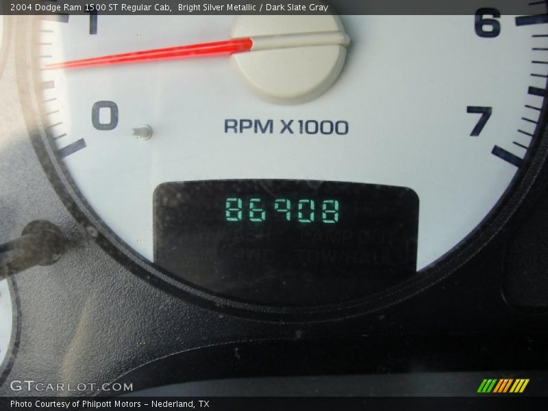 Bright Silver Metallic / Dark Slate Gray 2004 Dodge Ram 1500 ST Regular Cab