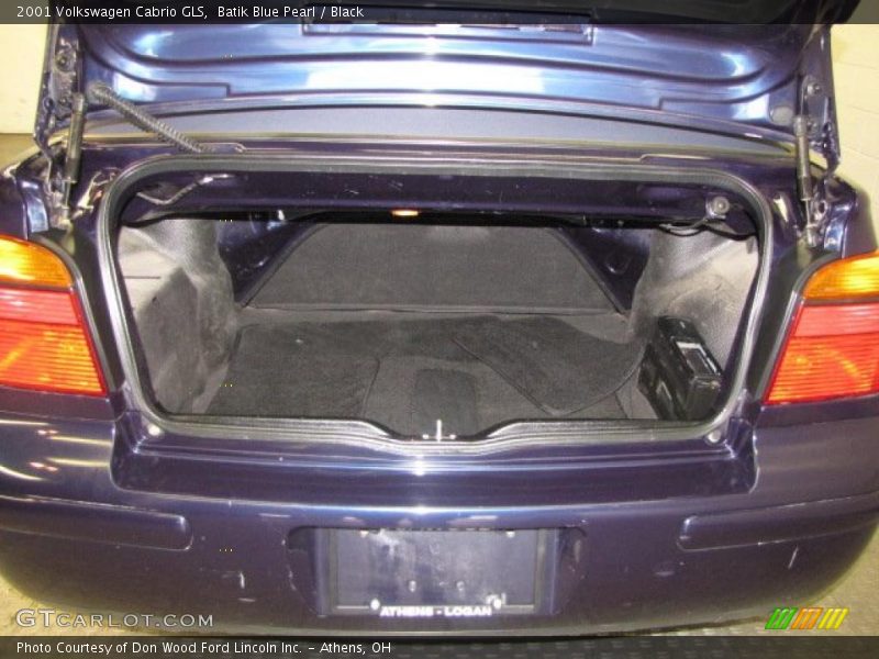 Batik Blue Pearl / Black 2001 Volkswagen Cabrio GLS
