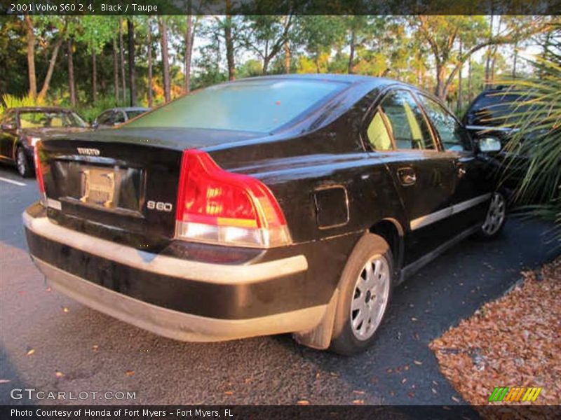 Black / Taupe 2001 Volvo S60 2.4