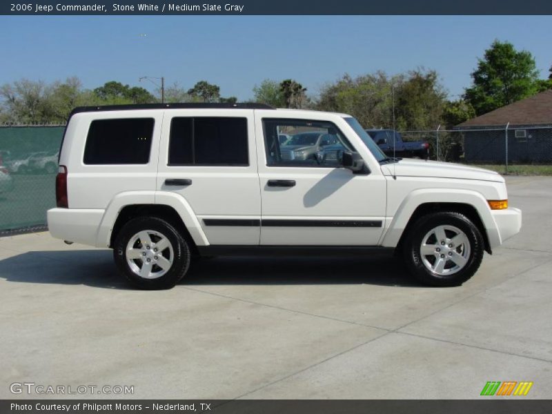 Stone White / Medium Slate Gray 2006 Jeep Commander