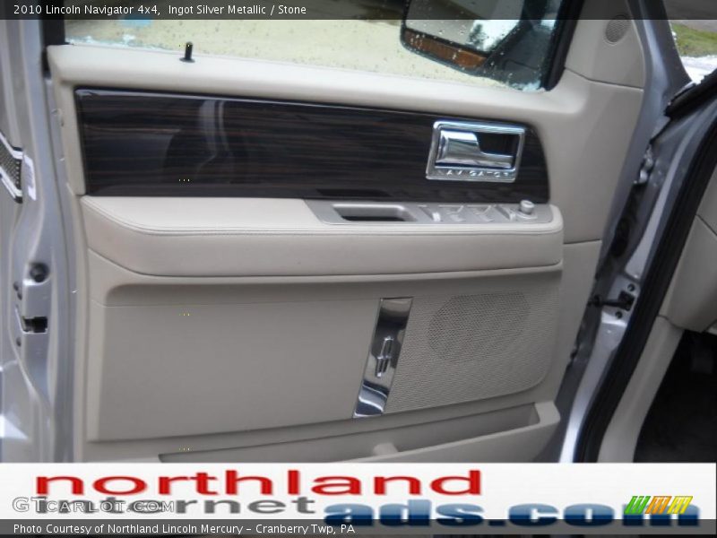 Ingot Silver Metallic / Stone 2010 Lincoln Navigator 4x4