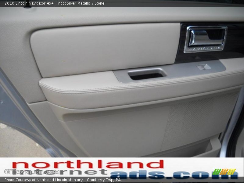 Ingot Silver Metallic / Stone 2010 Lincoln Navigator 4x4