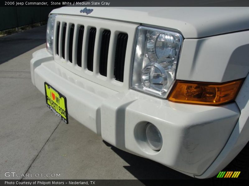 Stone White / Medium Slate Gray 2006 Jeep Commander