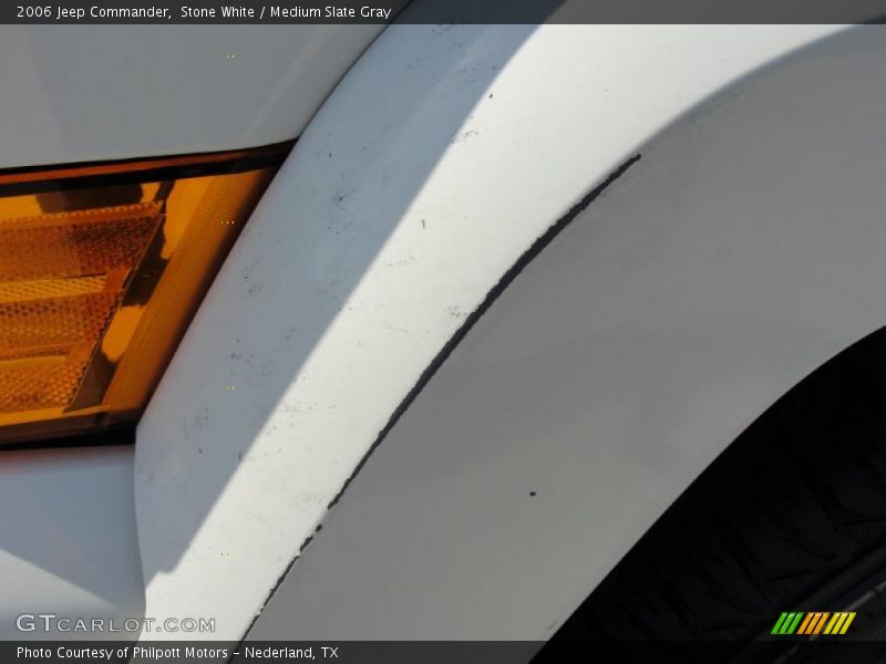 Stone White / Medium Slate Gray 2006 Jeep Commander