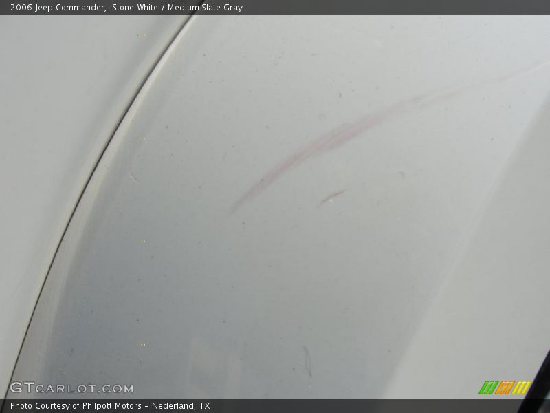 Stone White / Medium Slate Gray 2006 Jeep Commander