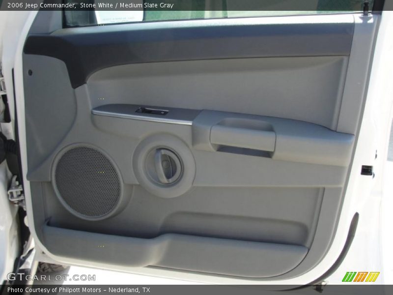 Stone White / Medium Slate Gray 2006 Jeep Commander