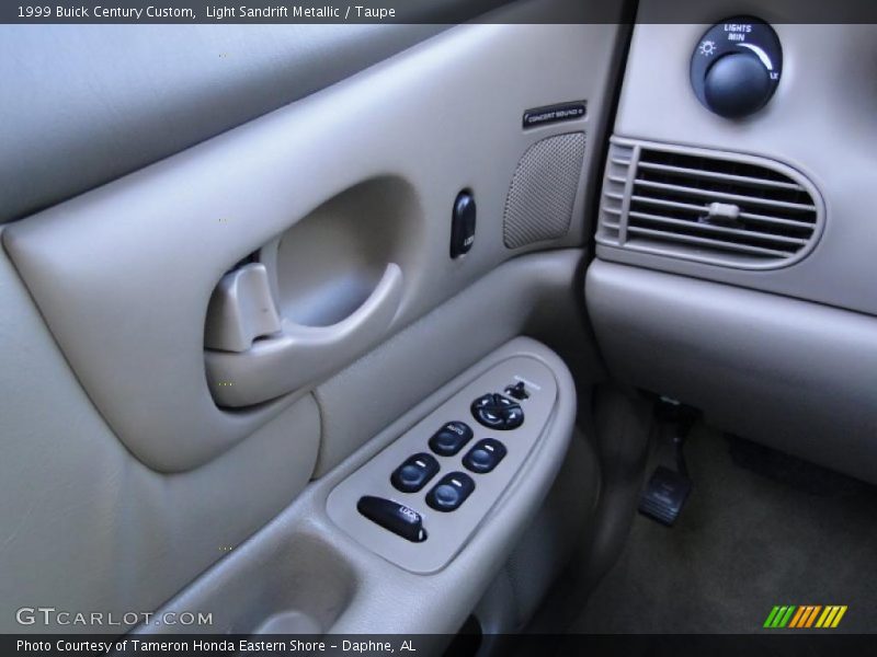 Light Sandrift Metallic / Taupe 1999 Buick Century Custom