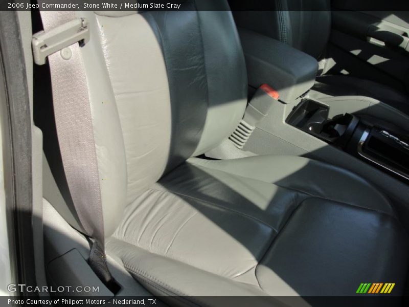 Stone White / Medium Slate Gray 2006 Jeep Commander