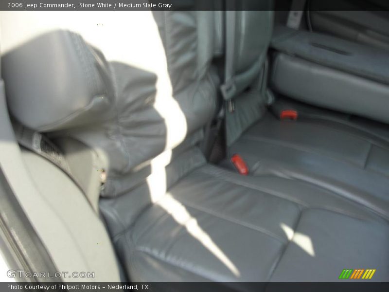 Stone White / Medium Slate Gray 2006 Jeep Commander
