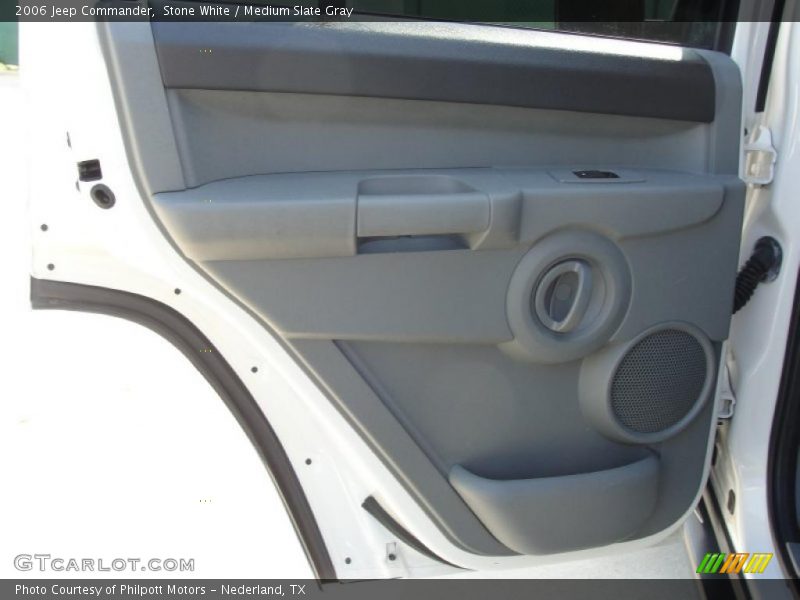 Stone White / Medium Slate Gray 2006 Jeep Commander