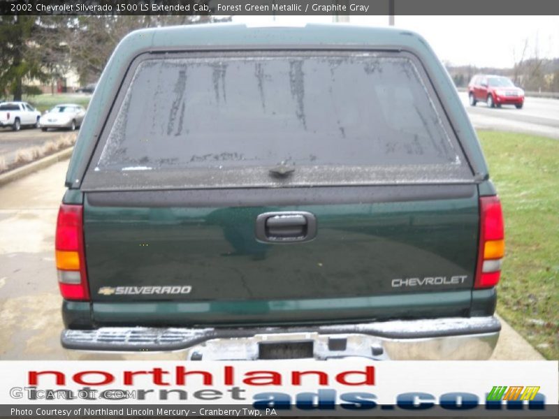 Forest Green Metallic / Graphite Gray 2002 Chevrolet Silverado 1500 LS Extended Cab