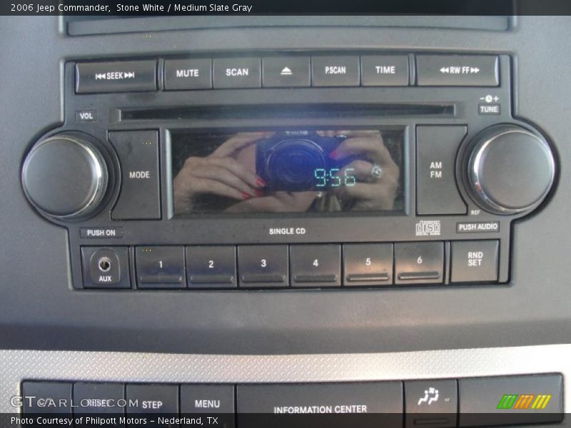 Stone White / Medium Slate Gray 2006 Jeep Commander