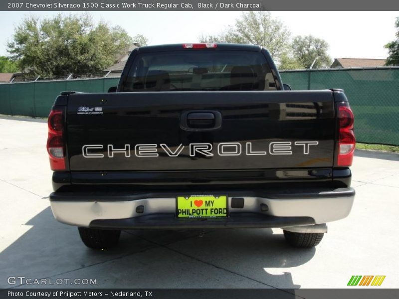 Black / Dark Charcoal 2007 Chevrolet Silverado 1500 Classic Work Truck Regular Cab
