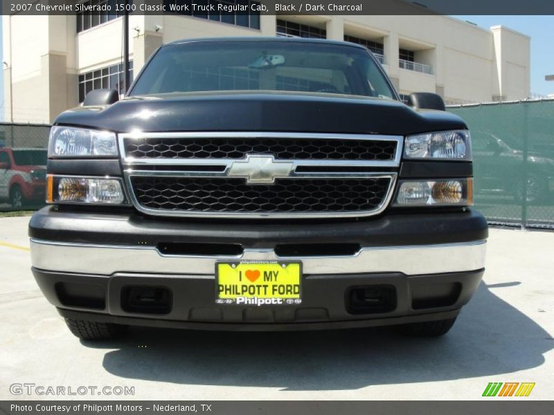 Black / Dark Charcoal 2007 Chevrolet Silverado 1500 Classic Work Truck Regular Cab