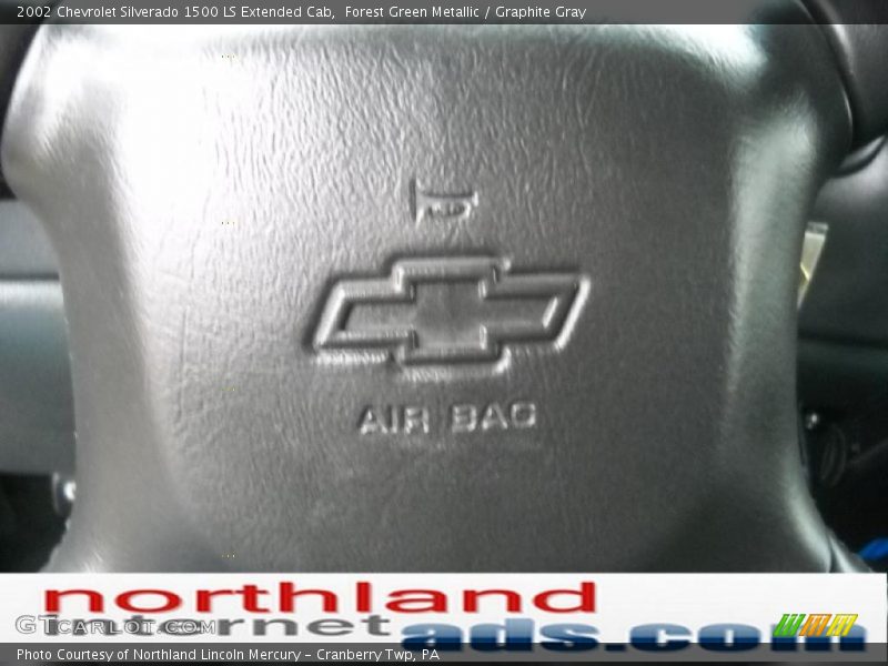 Forest Green Metallic / Graphite Gray 2002 Chevrolet Silverado 1500 LS Extended Cab