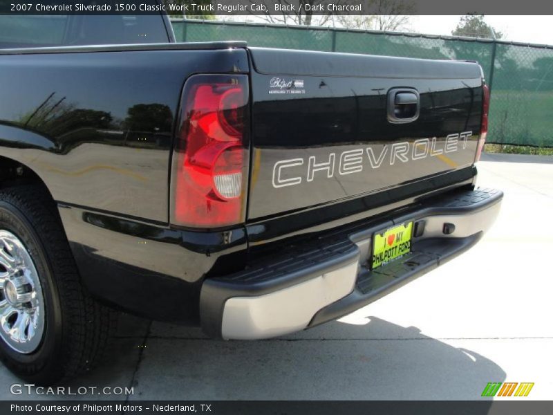Black / Dark Charcoal 2007 Chevrolet Silverado 1500 Classic Work Truck Regular Cab