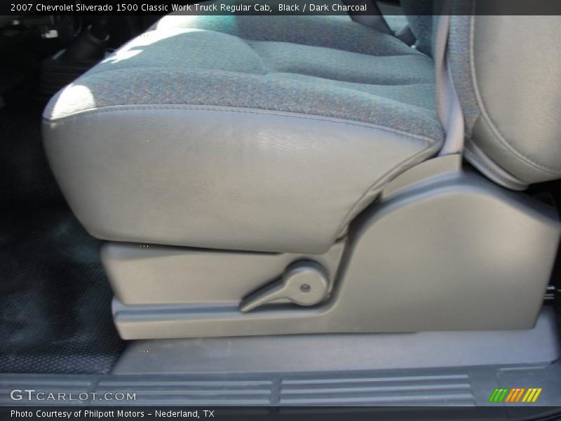 Black / Dark Charcoal 2007 Chevrolet Silverado 1500 Classic Work Truck Regular Cab