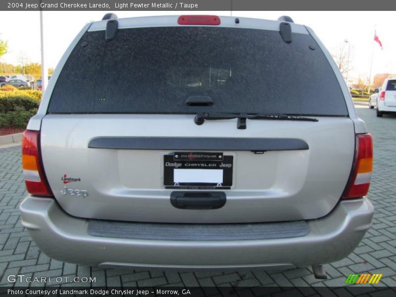 Light Pewter Metallic / Taupe 2004 Jeep Grand Cherokee Laredo