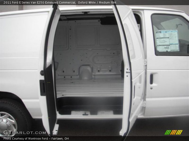 Oxford White / Medium Flint 2011 Ford E Series Van E250 Extended Commercial