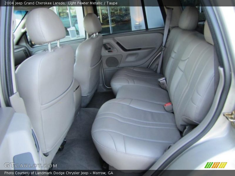 Light Pewter Metallic / Taupe 2004 Jeep Grand Cherokee Laredo