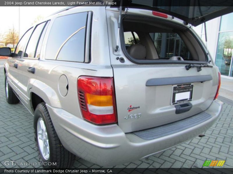 Light Pewter Metallic / Taupe 2004 Jeep Grand Cherokee Laredo