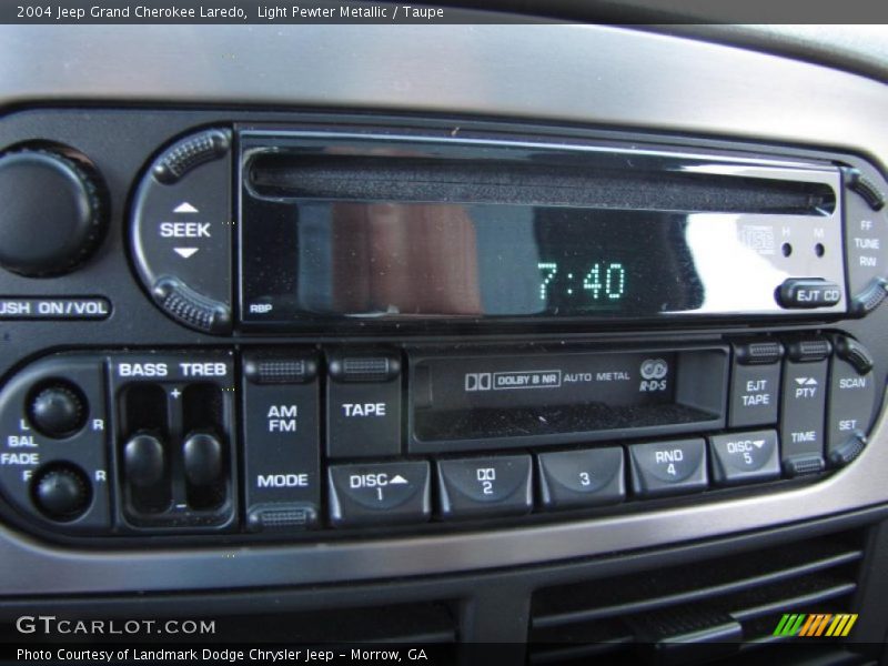 Light Pewter Metallic / Taupe 2004 Jeep Grand Cherokee Laredo