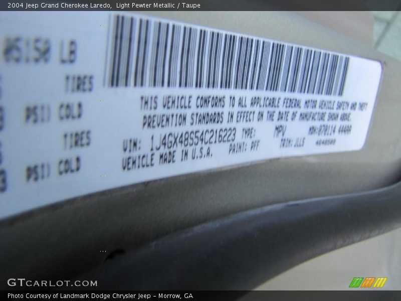 Light Pewter Metallic / Taupe 2004 Jeep Grand Cherokee Laredo