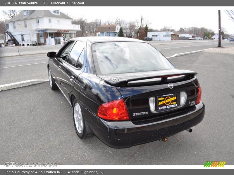 Blackout / Charcoal 2006 Nissan Sentra 1.8 S