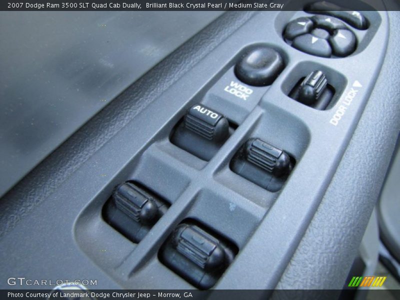 Controls of 2007 Ram 3500 SLT Quad Cab Dually