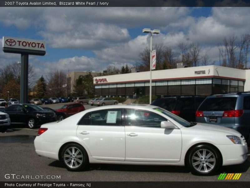 Blizzard White Pearl / Ivory 2007 Toyota Avalon Limited