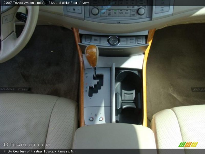 Blizzard White Pearl / Ivory 2007 Toyota Avalon Limited