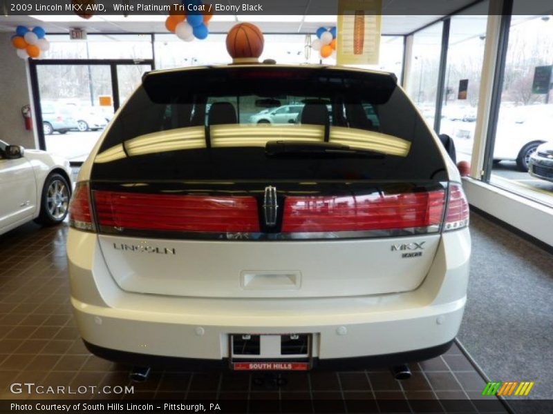 White Platinum Tri Coat / Ebony Black 2009 Lincoln MKX AWD
