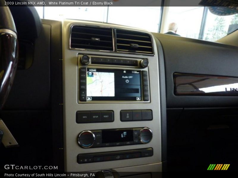 White Platinum Tri Coat / Ebony Black 2009 Lincoln MKX AWD
