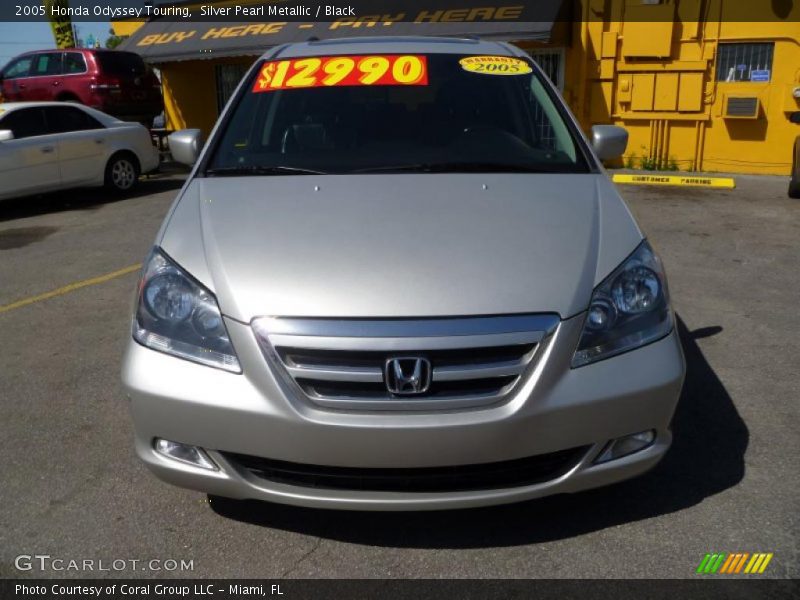 Silver Pearl Metallic / Black 2005 Honda Odyssey Touring