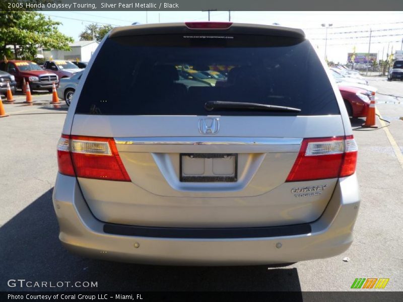 Silver Pearl Metallic / Black 2005 Honda Odyssey Touring
