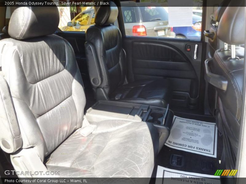 Silver Pearl Metallic / Black 2005 Honda Odyssey Touring