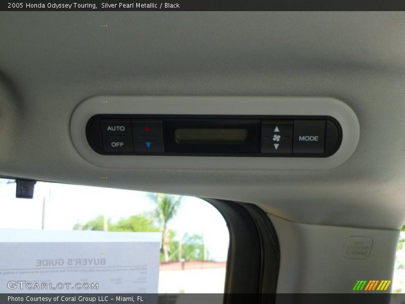 Silver Pearl Metallic / Black 2005 Honda Odyssey Touring