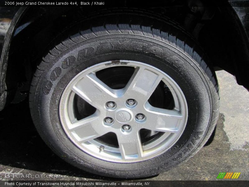 Black / Khaki 2006 Jeep Grand Cherokee Laredo 4x4