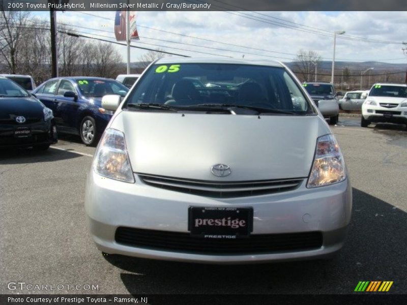 Millenium Silver Metallic / Gray/Burgundy 2005 Toyota Prius Hybrid