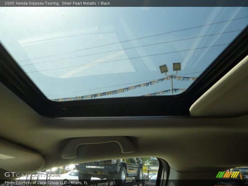 Silver Pearl Metallic / Black 2005 Honda Odyssey Touring