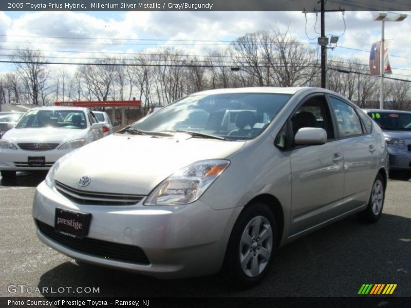 Millenium Silver Metallic / Gray/Burgundy 2005 Toyota Prius Hybrid