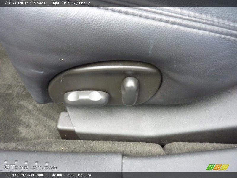 Light Platinum / Ebony 2006 Cadillac CTS Sedan