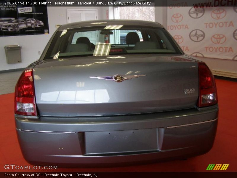 Magnesium Pearlcoat / Dark Slate Gray/Light Slate Gray 2006 Chrysler 300 Touring