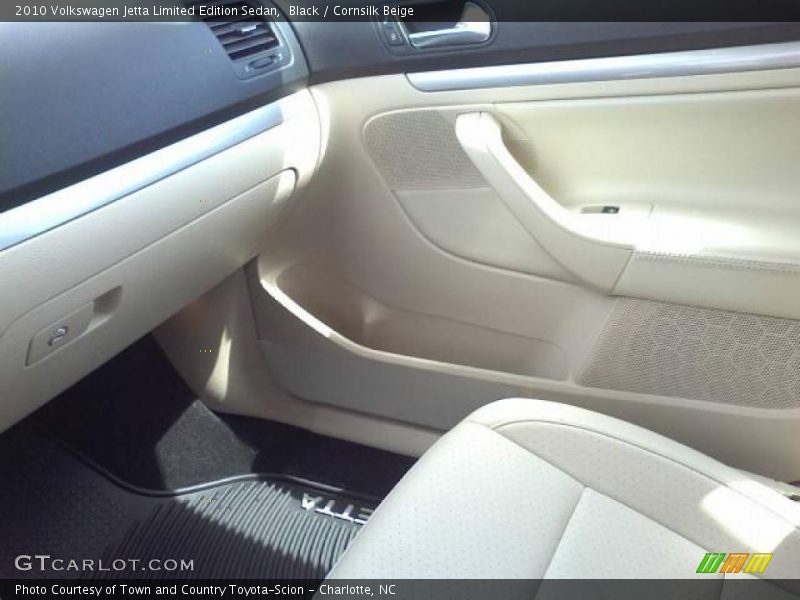 Black / Cornsilk Beige 2010 Volkswagen Jetta Limited Edition Sedan