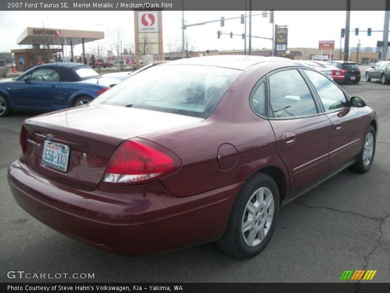 Merlot Metallic / Medium/Dark Flint 2007 Ford Taurus SE