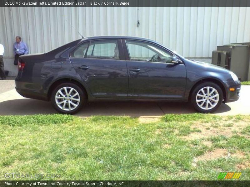Black / Cornsilk Beige 2010 Volkswagen Jetta Limited Edition Sedan
