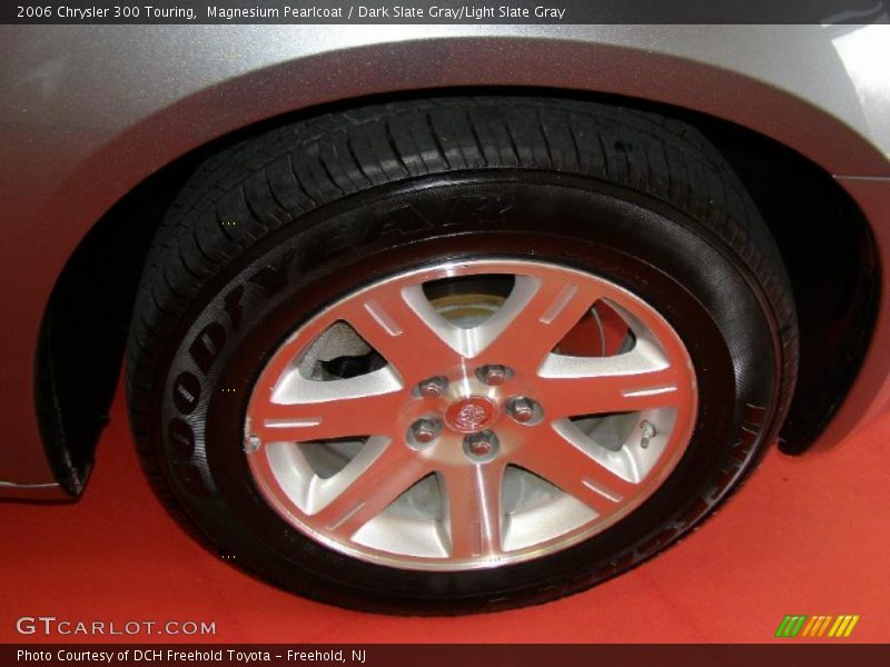 Magnesium Pearlcoat / Dark Slate Gray/Light Slate Gray 2006 Chrysler 300 Touring